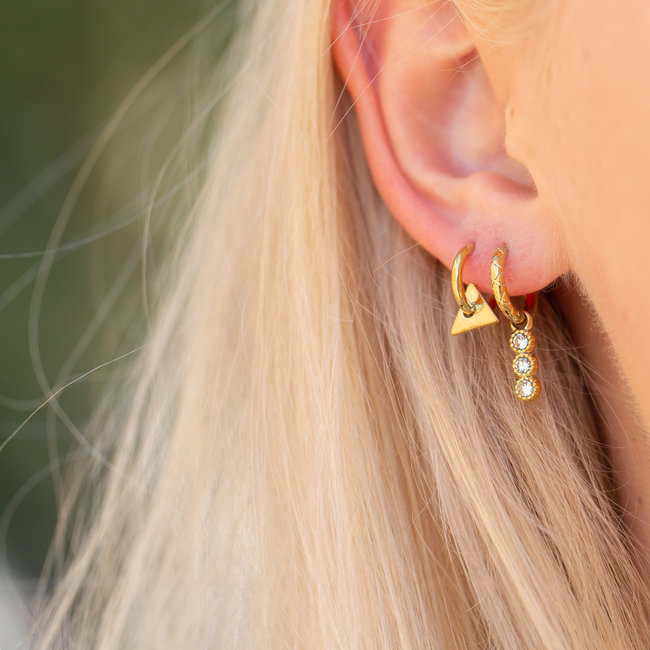 Day & Eve by Go Dutch Label Goud oorringen triangle driehoek