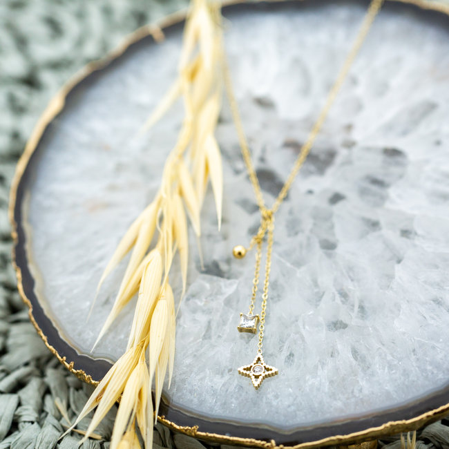 ZAG  Bijoux Ketting goudkleurig met verschillende bedels