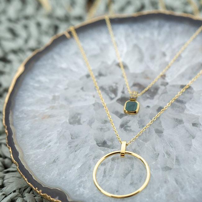 ZAG  Bijoux Goud ketting met groene vierkante steen en zirconia hanger