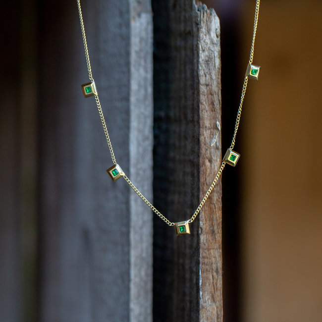 ZAG  Bijoux Ketting met groene zirconia steentjes