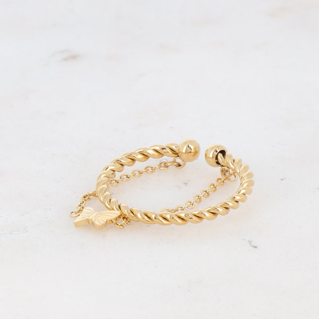 Gouden ringen met zwarte steentjes