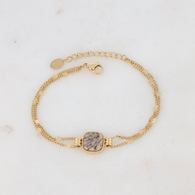 Bohm Paris Goud armband met bruine vierkante natuursteen