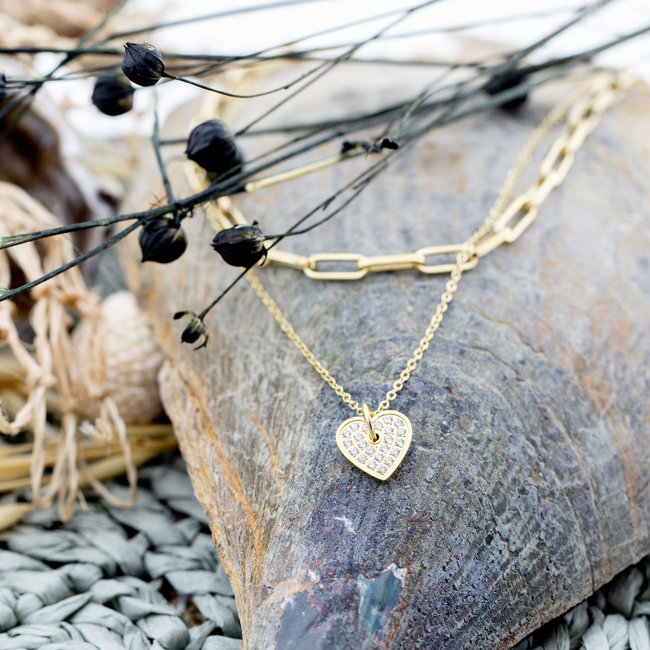 Dubbele goud schakelketting en hart