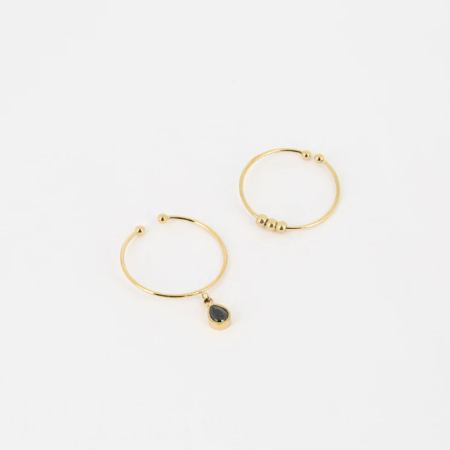 ZAG  Bijoux Gouden stainless steel ring met zwarte druppel