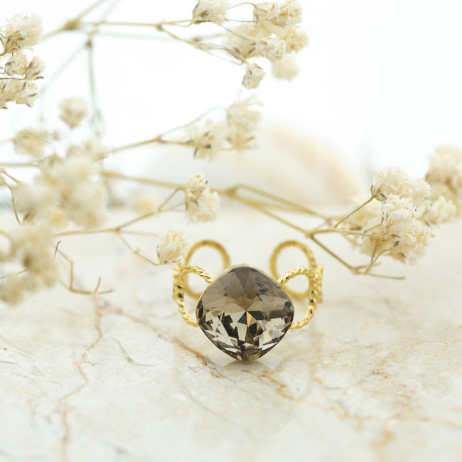 Bohm Paris Gouden cirkel ring met shiny taupe steen