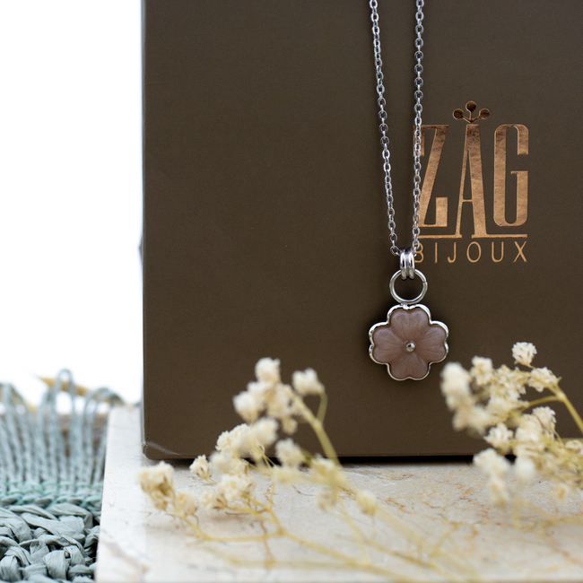 ZAG  Bijoux Nude bloem ketting