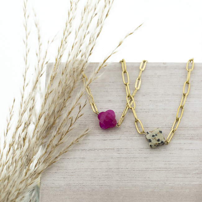 Day & Eve by Go Dutch Label Goud ketting met natuursteen klaver