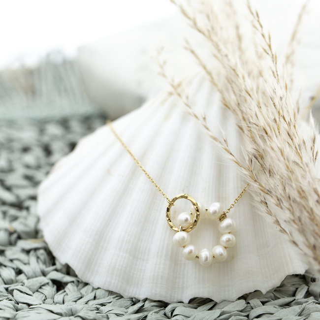 Day & Eve  Goud ketting met witte parel verbinding