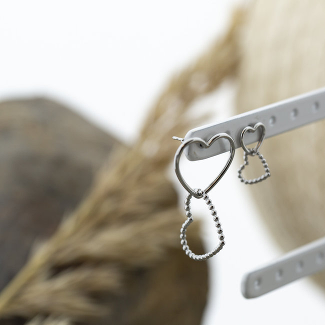 Day & Eve by Go Dutch Label Zilver hart oorbellen ineen glad en bolletjes