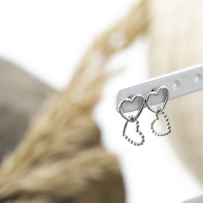 Day & Eve by Go Dutch Label Zilver hart oorbellen ineen glad en bolletjes
