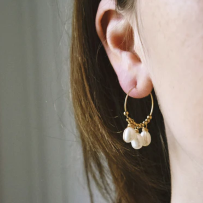 ZAG  Bijoux Goud parel of staafje oorbellen