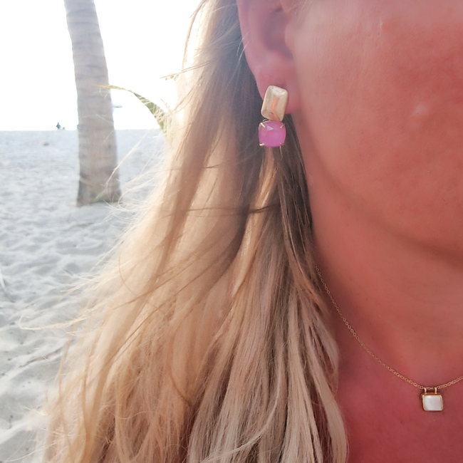 Roze vierkante crystal oorbellen