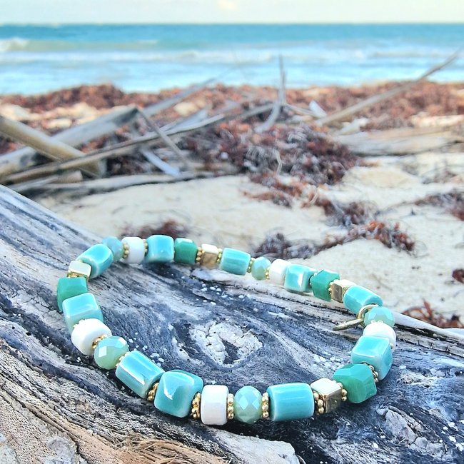 Biba Mint keramiek kralen armband