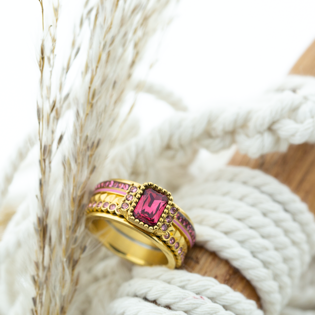 IXXXI Complete goud met roze steen ring