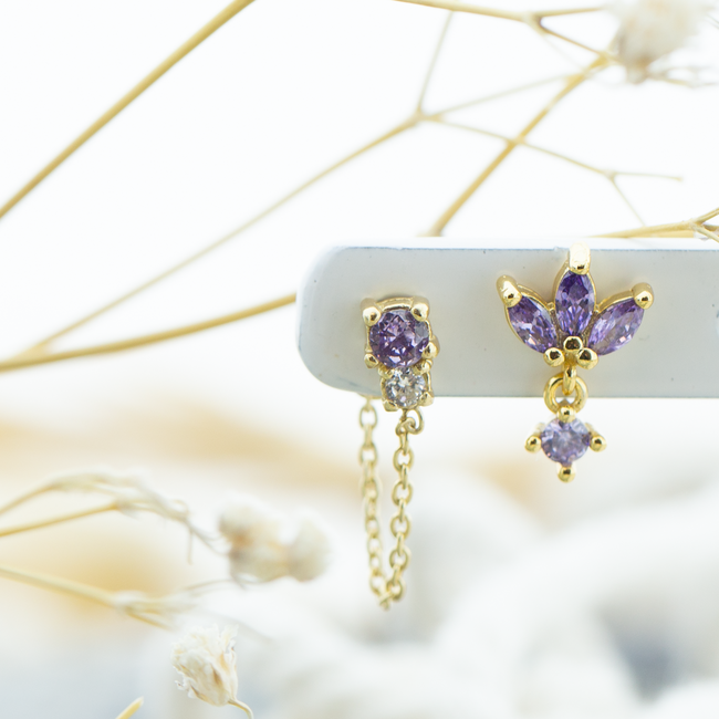 KARMA Lavendel paarse oorbellen goud