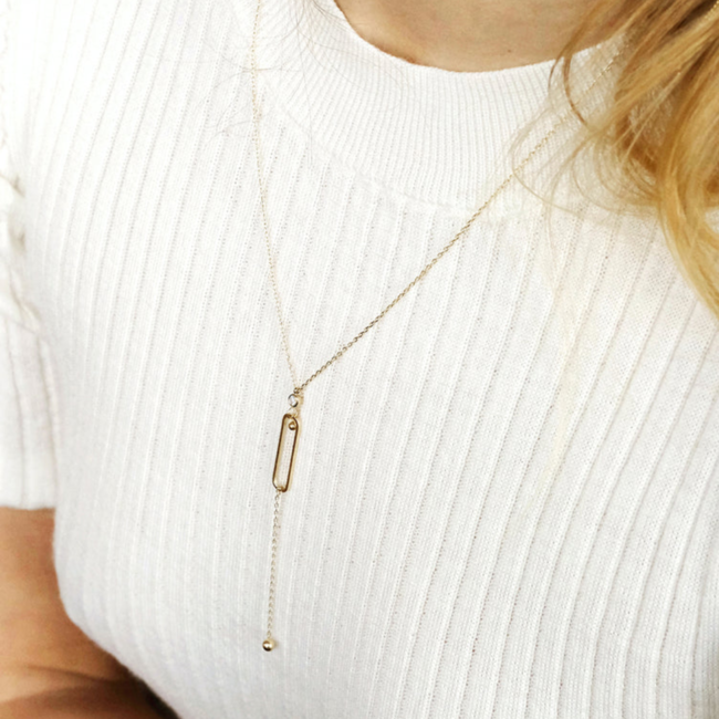 Goud ketting met hanger en zirconia steentje