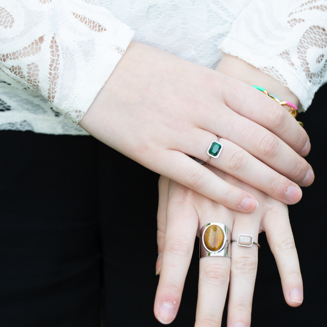 ZAG  Bijoux Unieke statement ring met  tijgeroog of zonnesteen