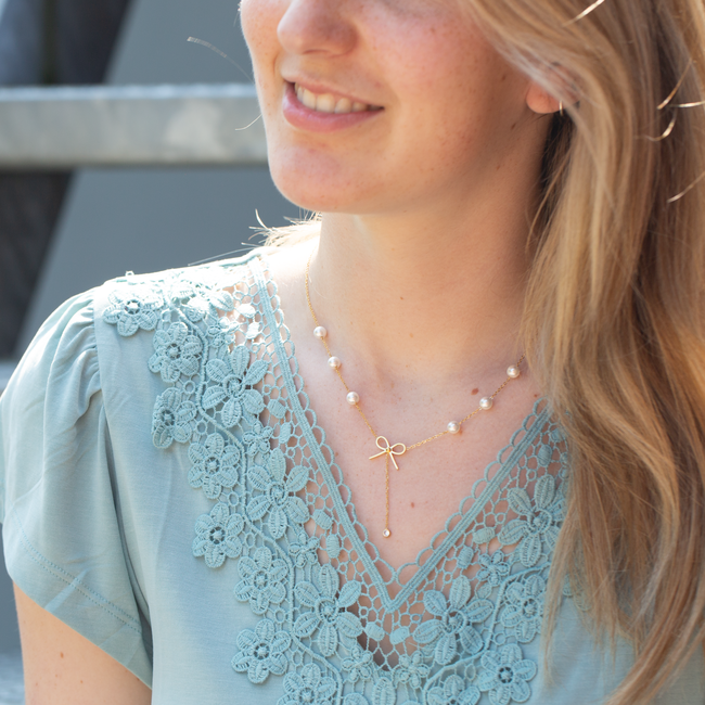 Bohm Paris Gouden ketting met parels en strik