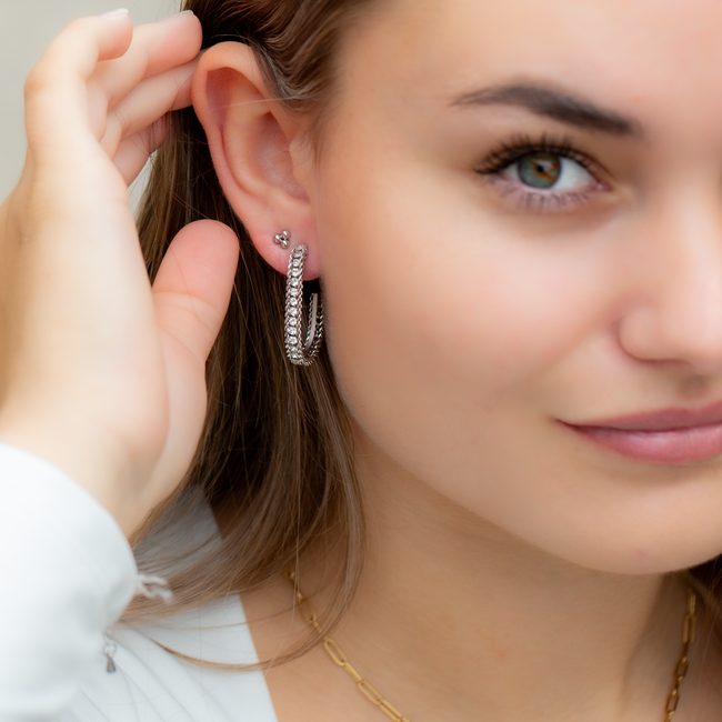 Day & Eve  Zilver glitter ovaal oorbellen