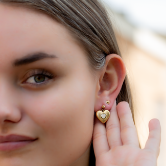 Day & Eve  Goud hart oorbellen