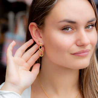 Day & Eve  Schakel oorbellen goud