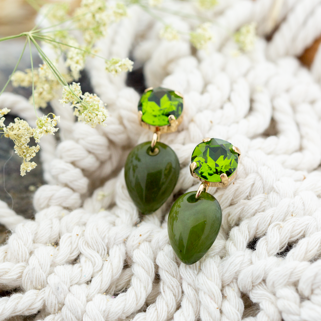 Chique army groene crystal oorbellen