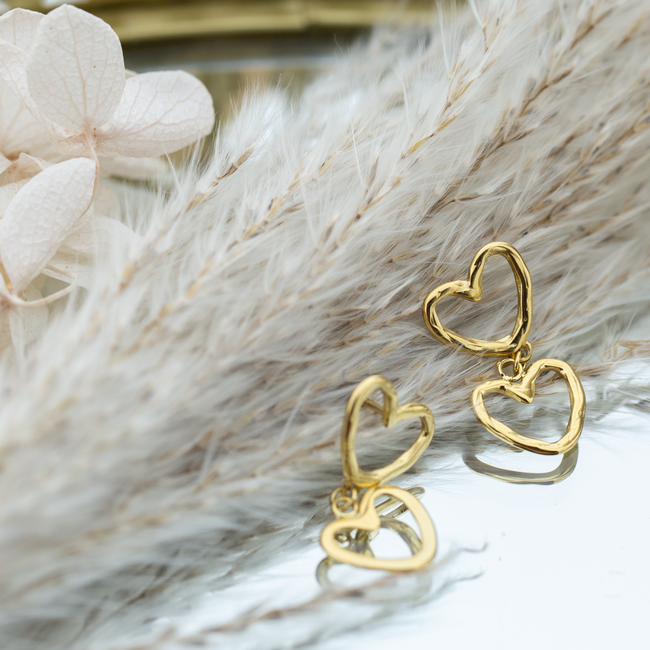 Day & Eve by Go Dutch Label Gouden dubbel hart oorbellen