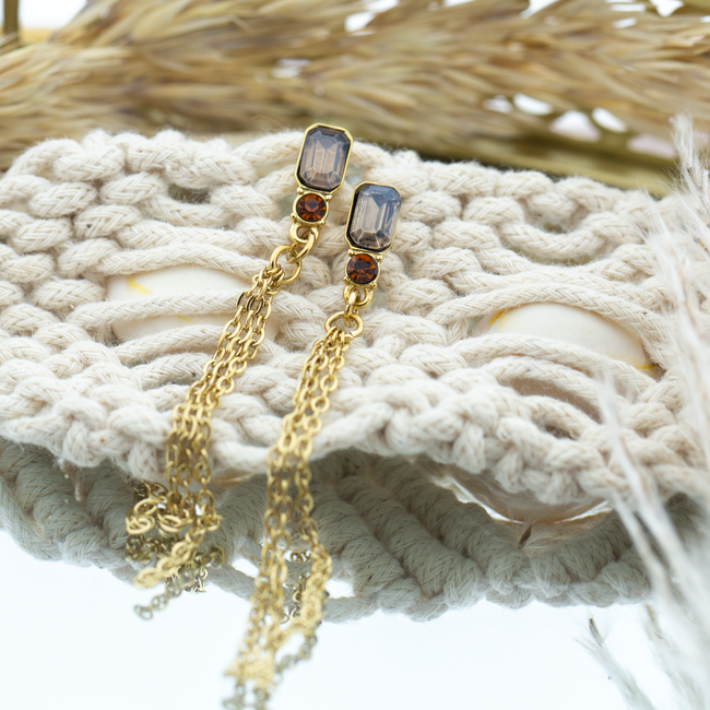 Day & Eve  Gouden lange crystal oorbellen