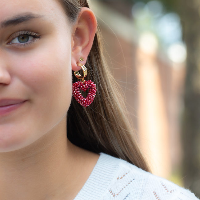 Biba Helder rode kralen hart oorbellen