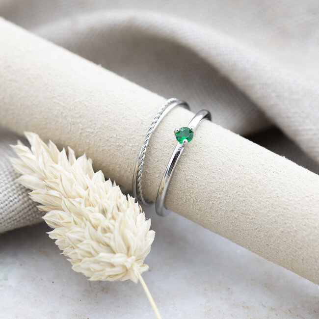 Charmins Zilver ring met groen steentje of dubbele ring