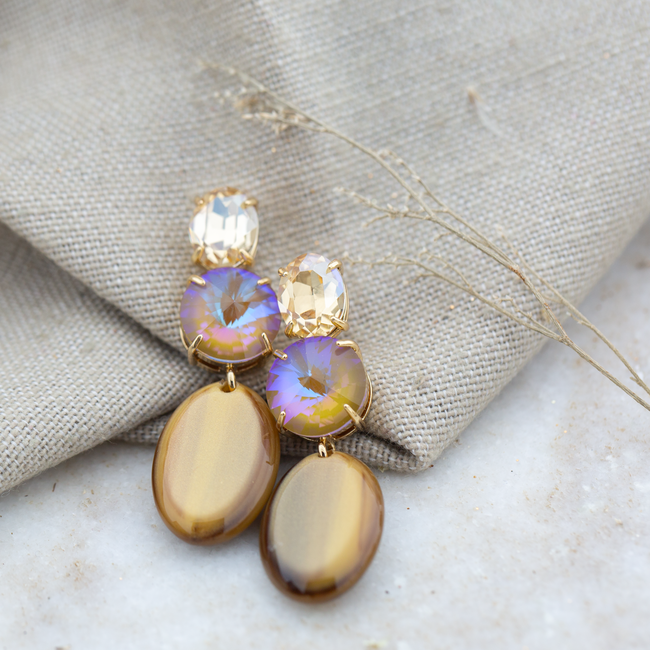 Biba Bruin beige crystal oorbellen