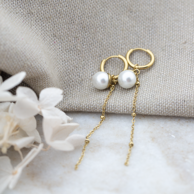 Day & Eve  Gouden parel oorbellen met ketting