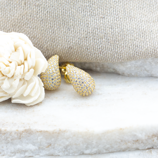 KARMA Goldplated zirconia drop teardop druppel oorbellen