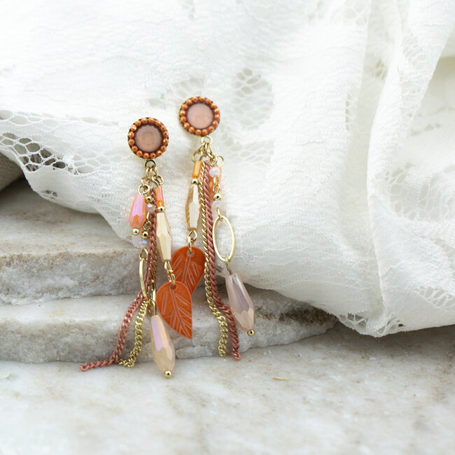 Biba Boho chic oorbellen oranje bruine stenen en hangers