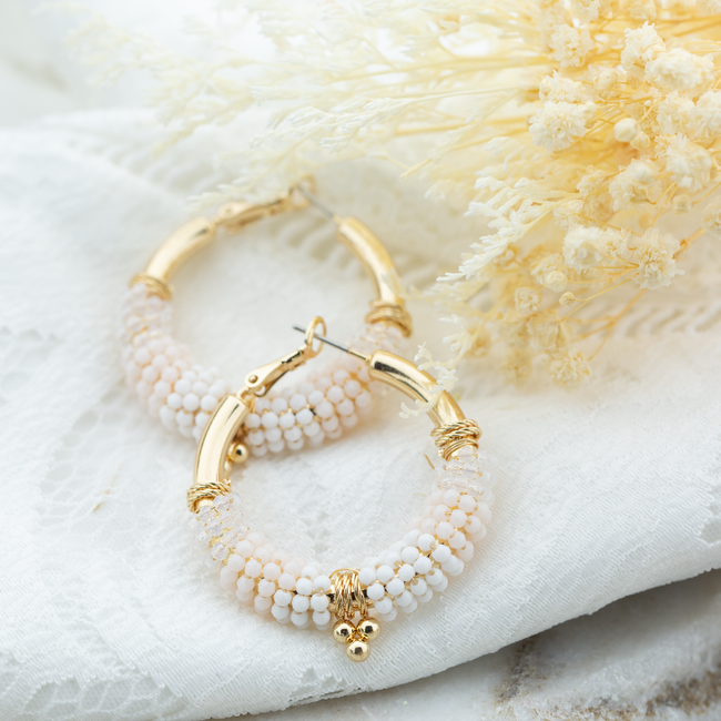 Witte creme crystal creool oorbellen met bolletjes