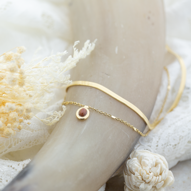 Bohm Paris Goud dubbele ketting met bruin goudsteentje