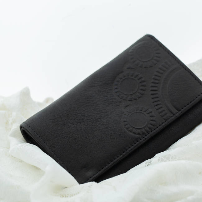 Zeeuws Leren zwart compact tasje of portemonne