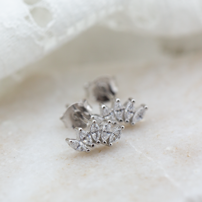 KARMA Zirconia oorstekers BOW Leaf