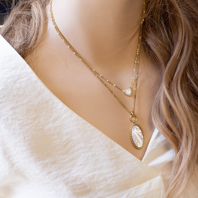 Beadle Goud ketting  met hart of ovaal witte steen bedel