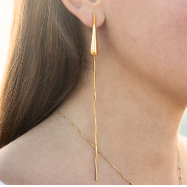 Statement Oorbel met  lange druppel en Ketting