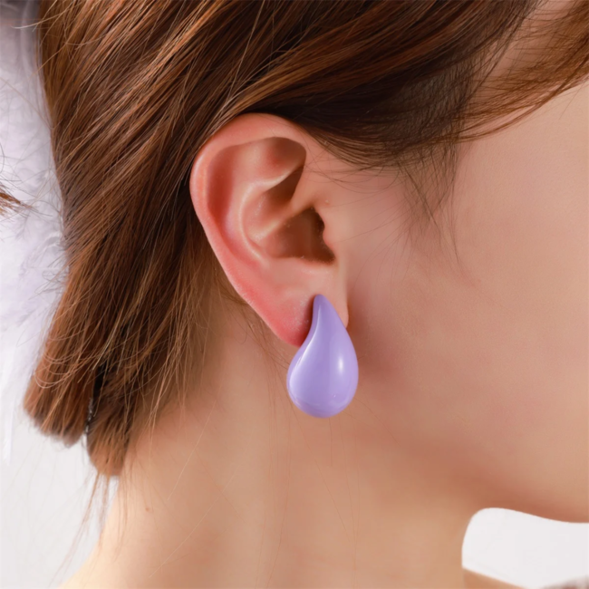 Day & Eve  Gekleurde roze , lila en witte teardrop oorbellen