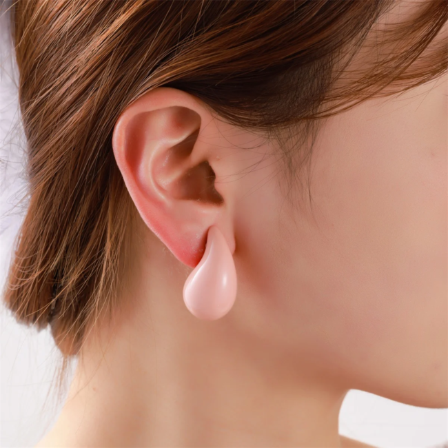 Day & Eve  Gekleurde roze , lila en witte teardrop oorbellen