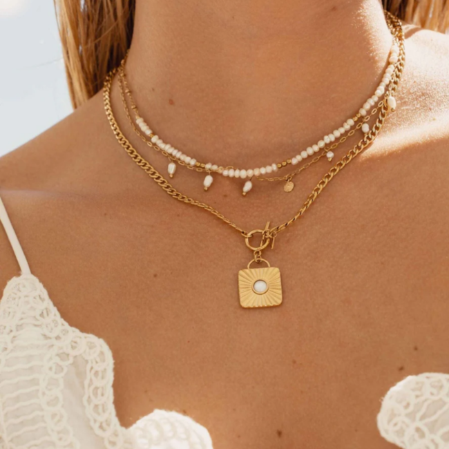 Gouden parelketting