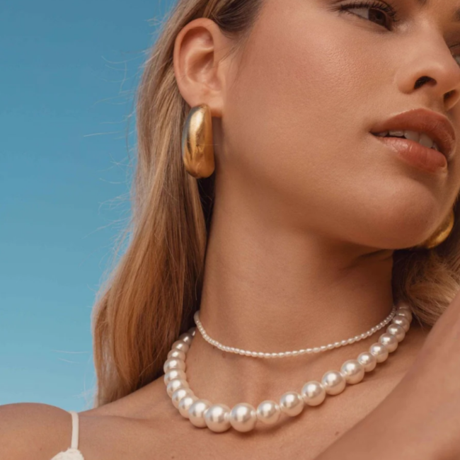 Gouden ketting met parels