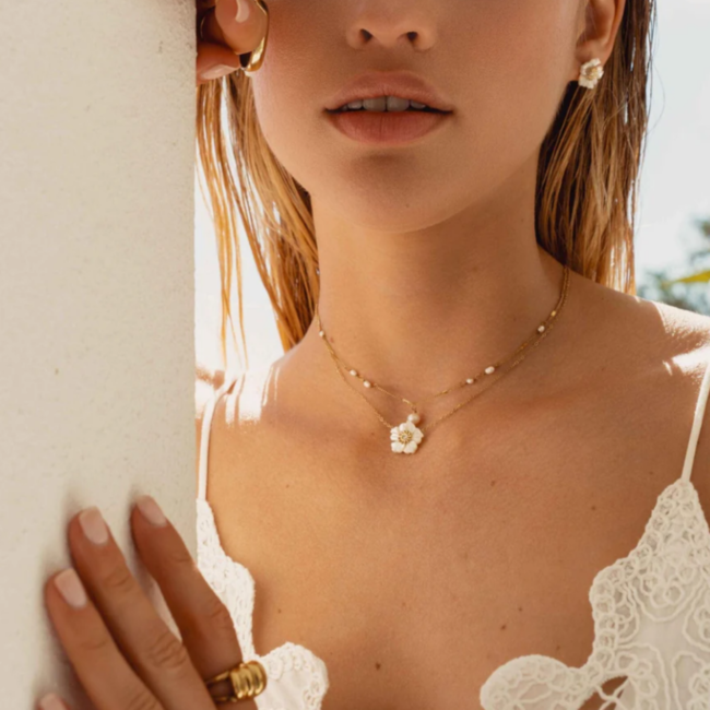 Bohm Paris Gouden kettingen met parels en bloemen