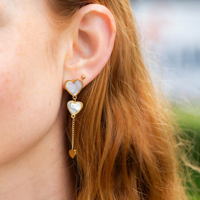 Day & Eve  Witte hartjes oorbellen