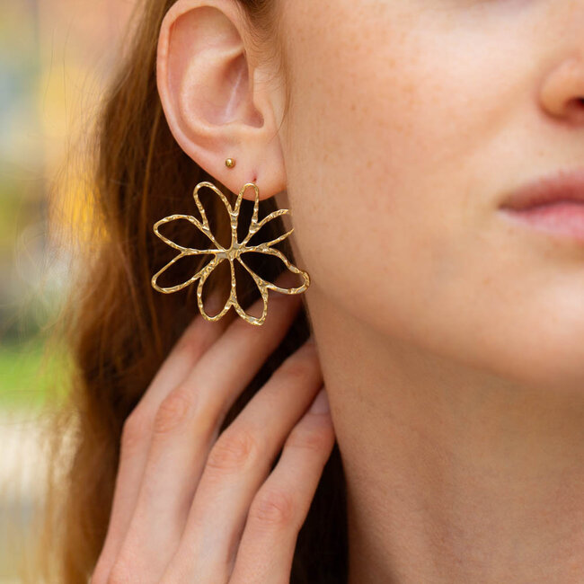 Day & Eve  Bloemen grote oorbellen goud Day&Eve