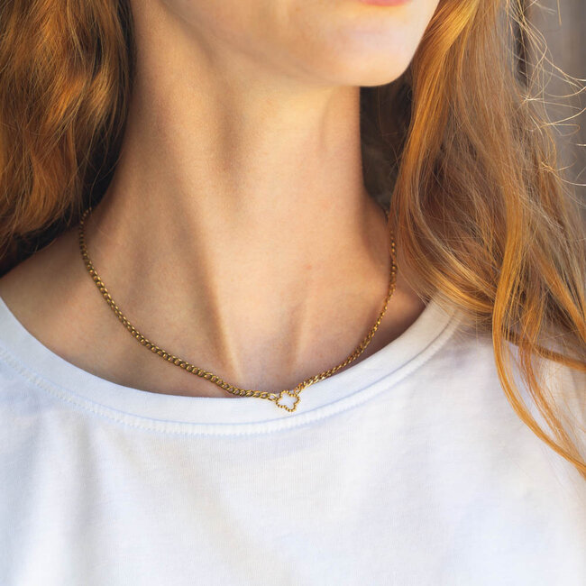 Day & Eve by Go Dutch Label Goud schakelketting met klaver