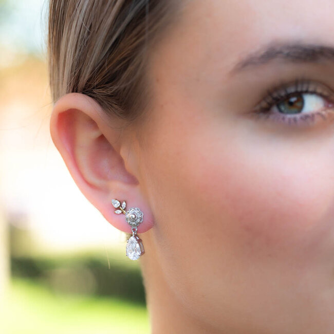 Zeeuwse knop  oorbellen met Crystal druppel