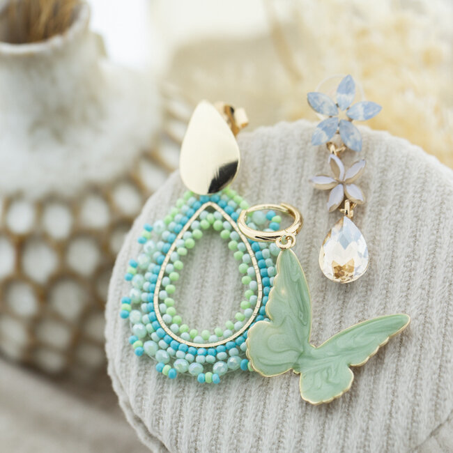 Day & Eve  Mint groene druppel vlinder of bloem oorbellen